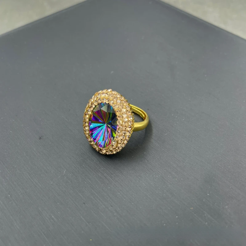 New color Sapphire Crystal ring exquisite fashion handmade rhinestone ring women\'s wedding banquet jewelry