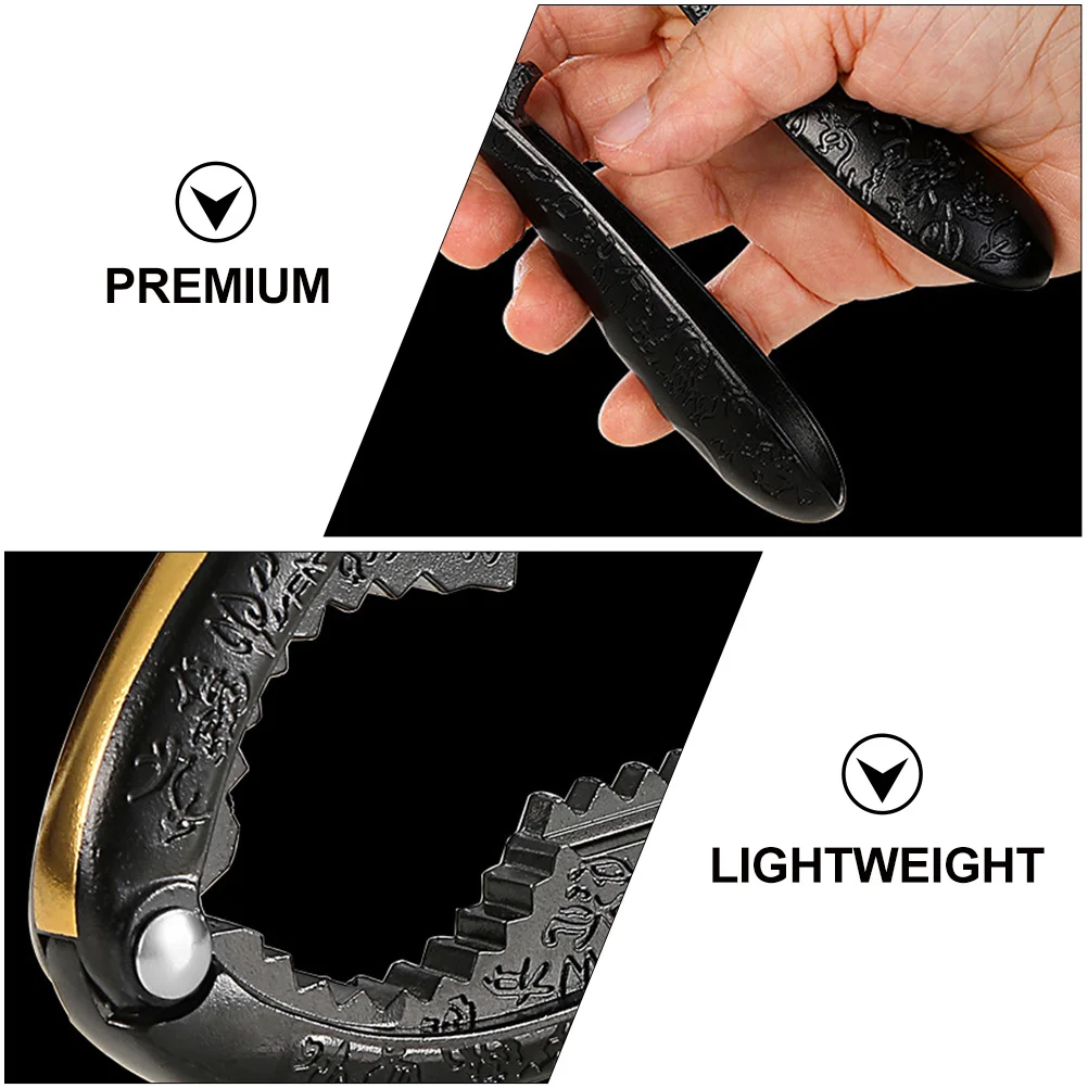 

1Pcs Crab Pincer Seafood Walnut Opener Nutcracker Multi Purpose Hard Shell Cracking Clamp for Nuts Clams and Crabs