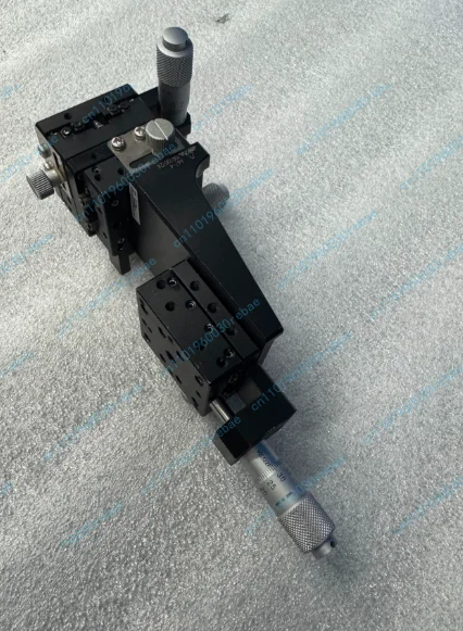 Accessories 1pcs xyz three-dimensional three-axis fine-tuning platform, a47-4 b11-40ar, table 40✖️40mm, stroke 13mm,