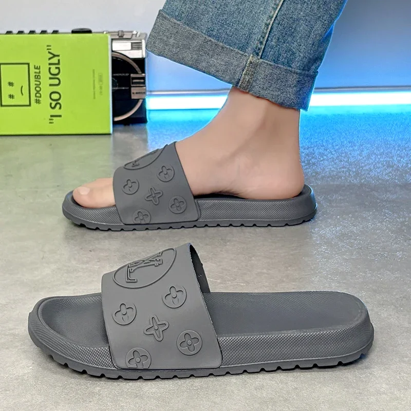 2025年夏新作　爽やかで通気性抜群、履き心地の良いカジュアルな大きいサイズメンズスリッポンサンダル　高品質