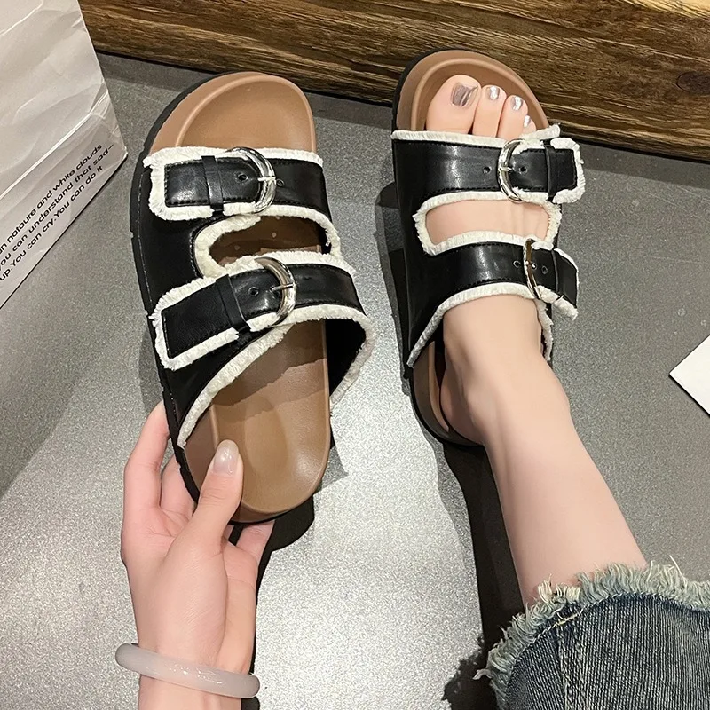 

2025 Summer New Women Slipper Retro Concise Women Belt Buckle Soft Sole Sandal Outdoor Casual Beach Sandals Sandalias De Mujer