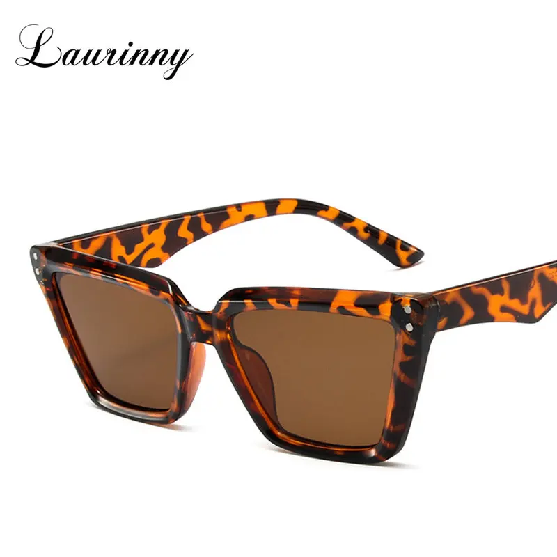 

Vintage Frame Square Sunglasses Woman Fashion Rivet Luxury Brand Designer Trend Punk Hip Hop Sun Glasses for Female UV400