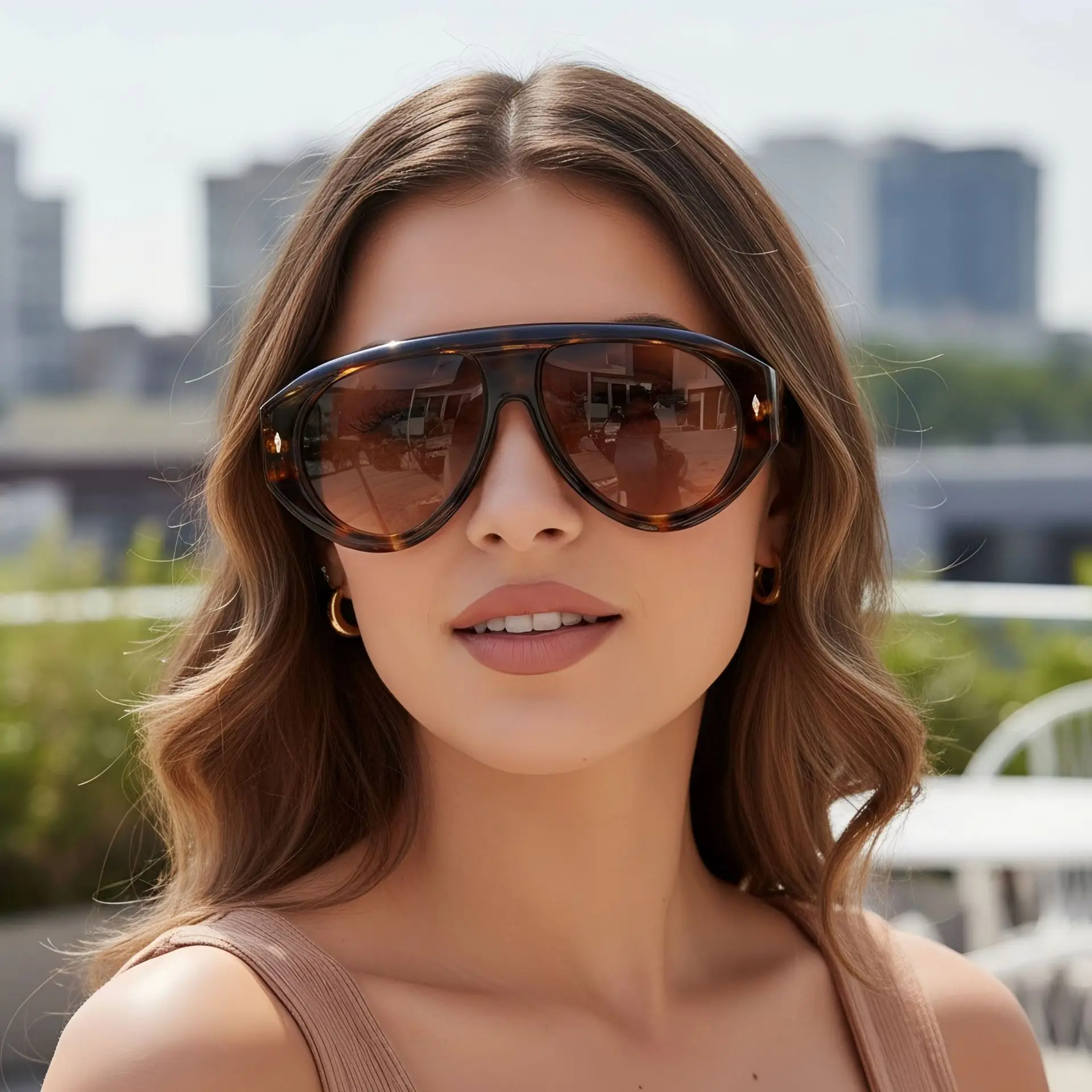 Gafas de sol de montura grande de nueva moda, estilo punk y hip-hop, gafas de sol versátiles con forma de flecha para streetwear.