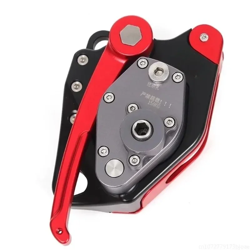 Sistema de doble potencia para escalador de cuerda impulsado por equipo, elevador aéreo de bajo impacto.