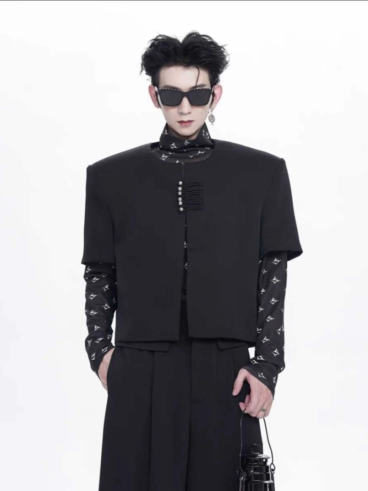 

New Chinese Sle Men's ort Sve Jaet Summer Unique Design High-End Feeling oulder Padded k Color irt