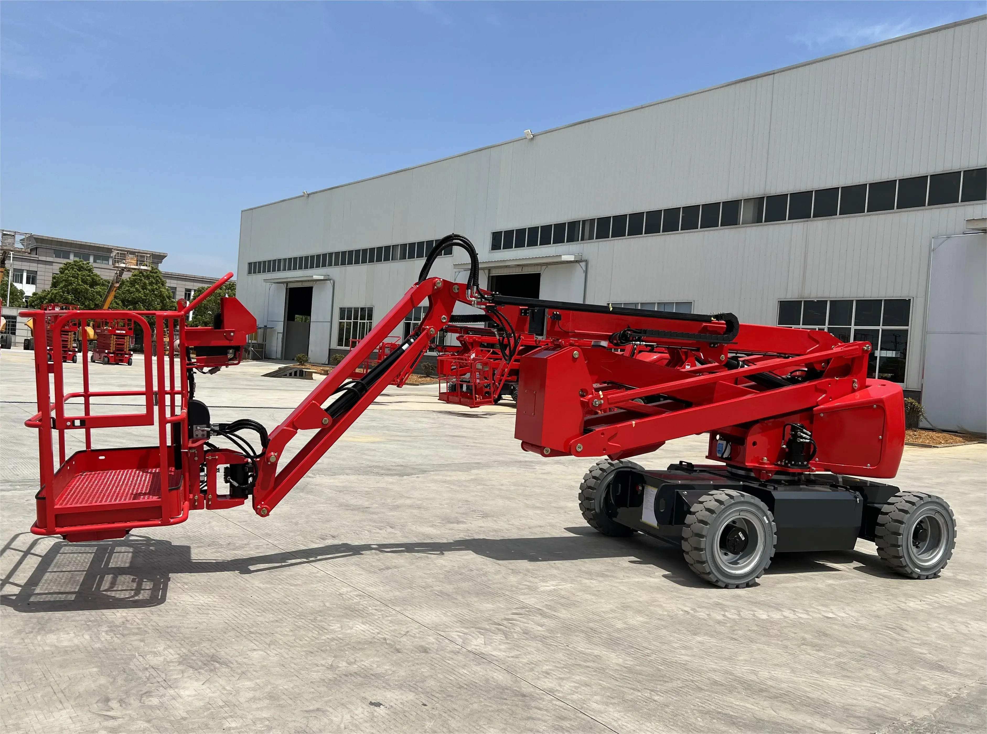 Best Selling High Quality Lift Aerial Work Platform Diesel Articulating Boom AWP