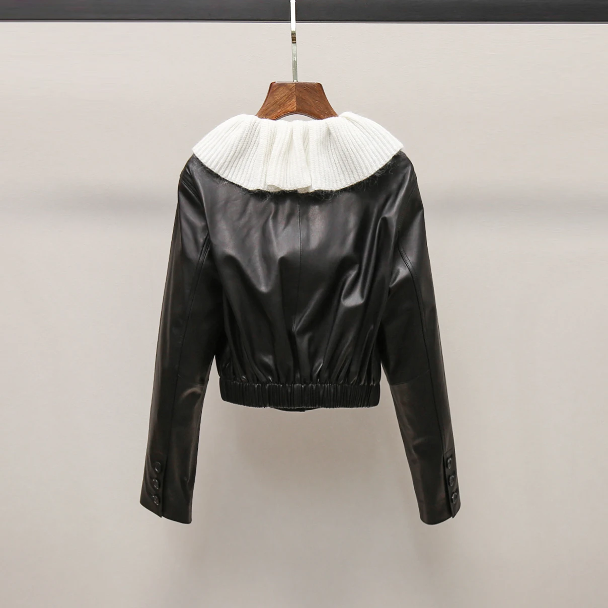 レトロスタイル長袖明るいレザージャケットショートコート小柄な人向けドールカラー秋新作レディースファッション