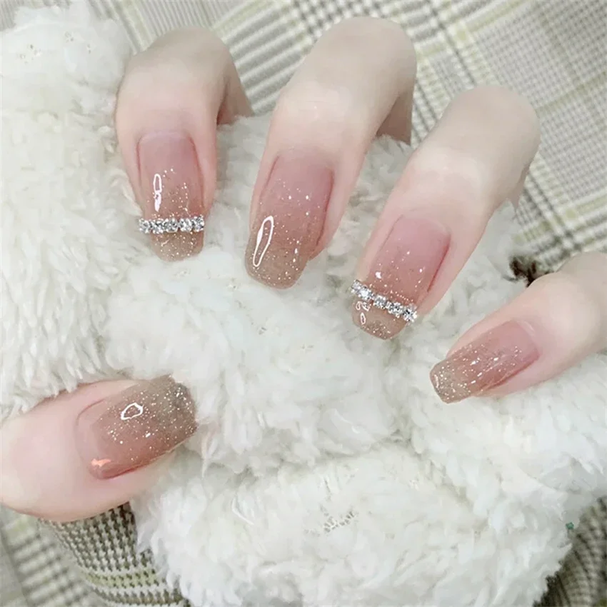 24szt Krótkie Smudged Gold Powder Fake Nails Full Fruit Acrylic Press on Nail Art Product Frozen Powder Flesh-colored False Nails