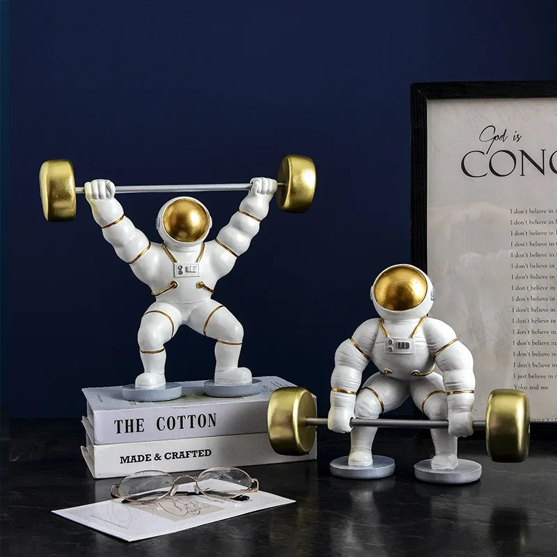 Creative Resin Statue Cute Astronaut Lifting Weights Decor Bookcase Ornament Bedroom Desktop Astronaut Statuette Home Decoration