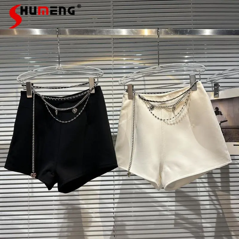 

2023 Spring Summer New Metal Waist Chain Decoration Temperament Suit Shorts Women's Outer Wear Black White Short Pants