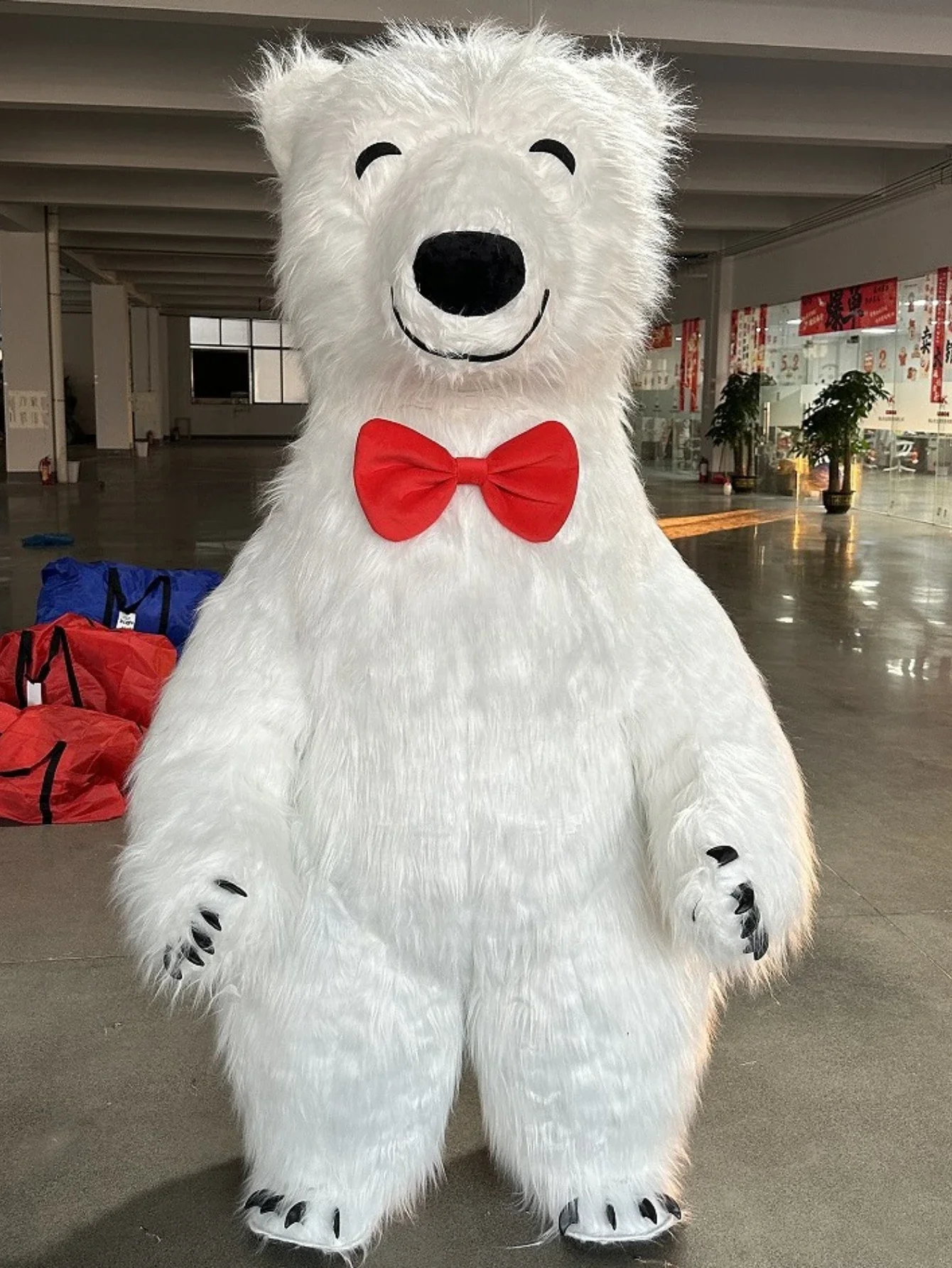 Giant Inflatable White Polar Bear Mascot Costume Smiling Face Furry Cosplay Suit for Parties Halloween Christmas Fancy Dress view 3