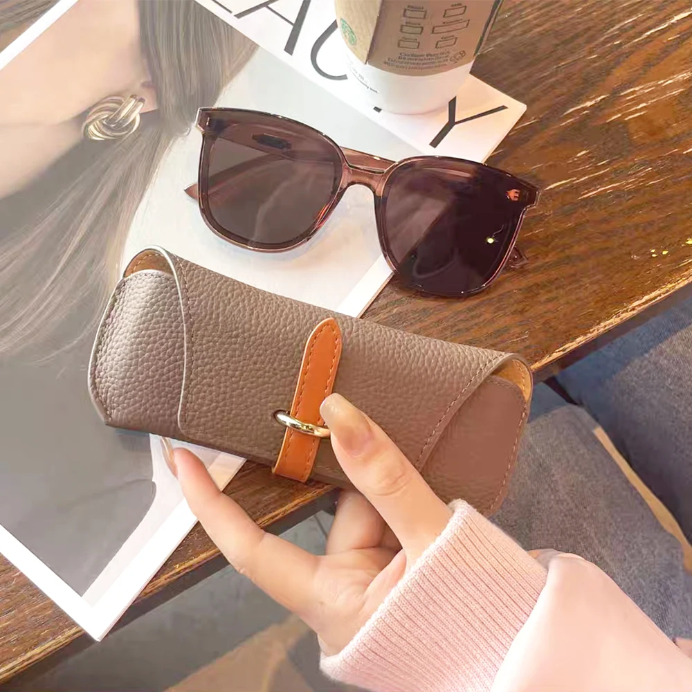 Luxus Leder Benutzerdefinierte Initialen Brillen Taschen Frau Tragbare Schutzhülle Reise Sonnenbrille Fall Gravieren Name Mode Kosmetik Tasche – Detail 8