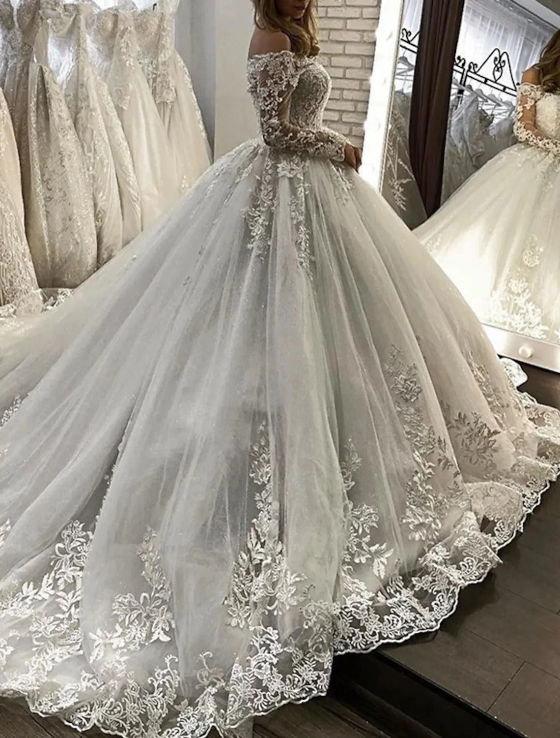 فستان زفاف عتيق مخصص 2025 كم طويل عاري الكتفين دانتيل زينة زي العرائس Vestidos Noiva رداء De Mariage