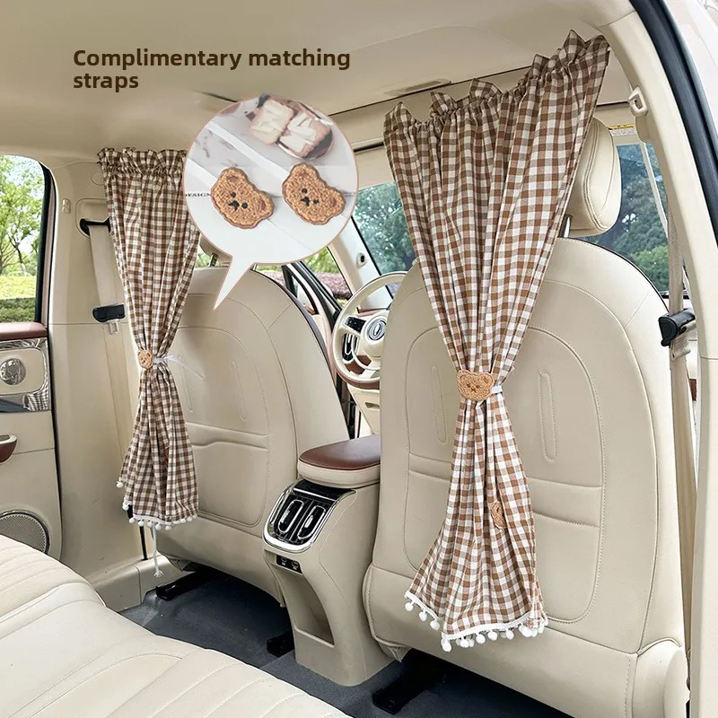 

Two-piece car partition curtain, cartoon bear hanging sunshade for sun protection and heat insulation in the car
