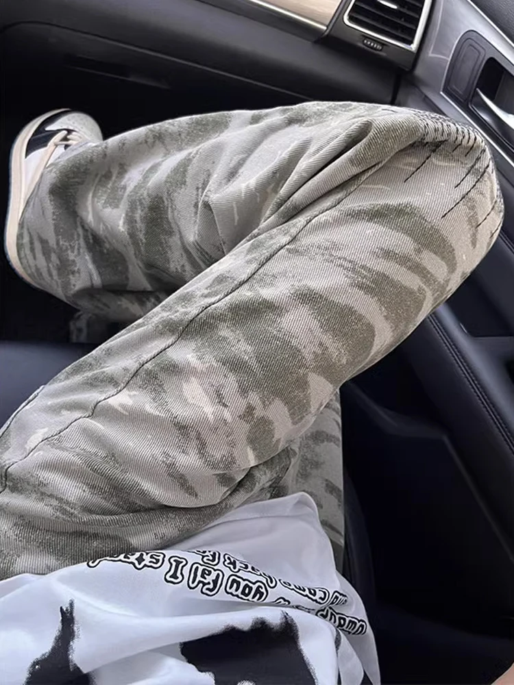

American Retro Camouflage Work Pants Men's Handsome Embroidered Jeans Straight Leg Denim Vintage Logging Pants Youth Trend
