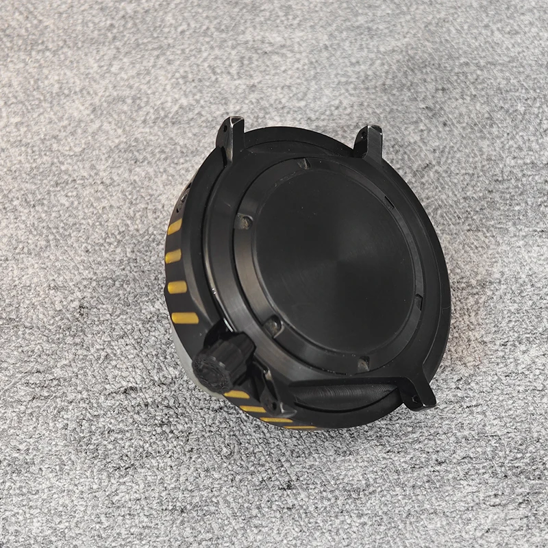 El atún Mod negro enlatado es adecuado para el movimiento NH35 NH36 4R7. El cristal de zafiro es resistente al agua. Reloj resistente al agua 20ATM