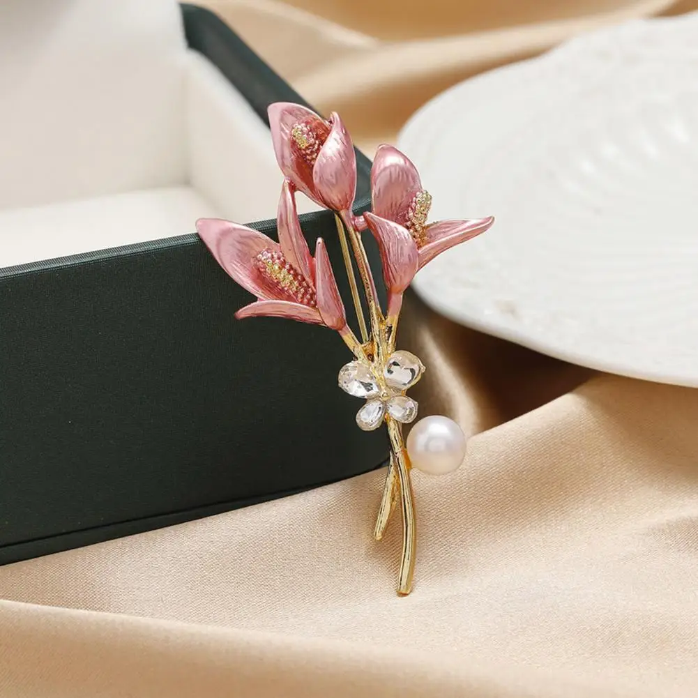 Female  Stylish Flower Shape Long Lasting Brooch Lightweight Bag Brooch Shiny   Scarf Decor