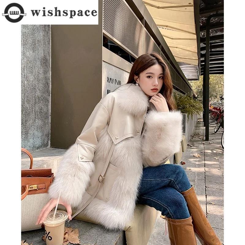 

High End Faux Fur Jacket for Women in Winter, with Thickened Velvet and a Stylish Anti-aging Splicing PU Jacket and Cotton Coat