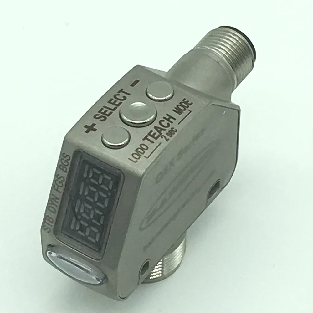 

Gold seller Factory Price Original Q4XTBLAF500-Q8 802595 NPN PNP Diffuse Banner Sensor 10-30V DC Sensing Range Photoelectr