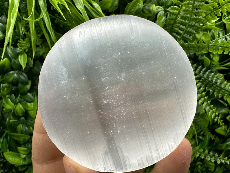 1 قطعة لوحة منحوتة من زهرة الحياة السيلينيت ، قطع الجبس السيلينيت ، ديكور المنزل ، حجر رفيق لممارسة اليوغا ، هدية كريستال #5