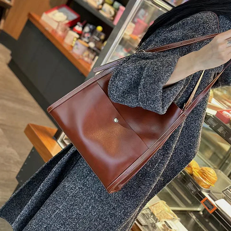 Tote Bag Women Large Capacity Commuter Cowhide Women Bags Hundred Cowhide Shoulder Bags Bucket Bags Soft