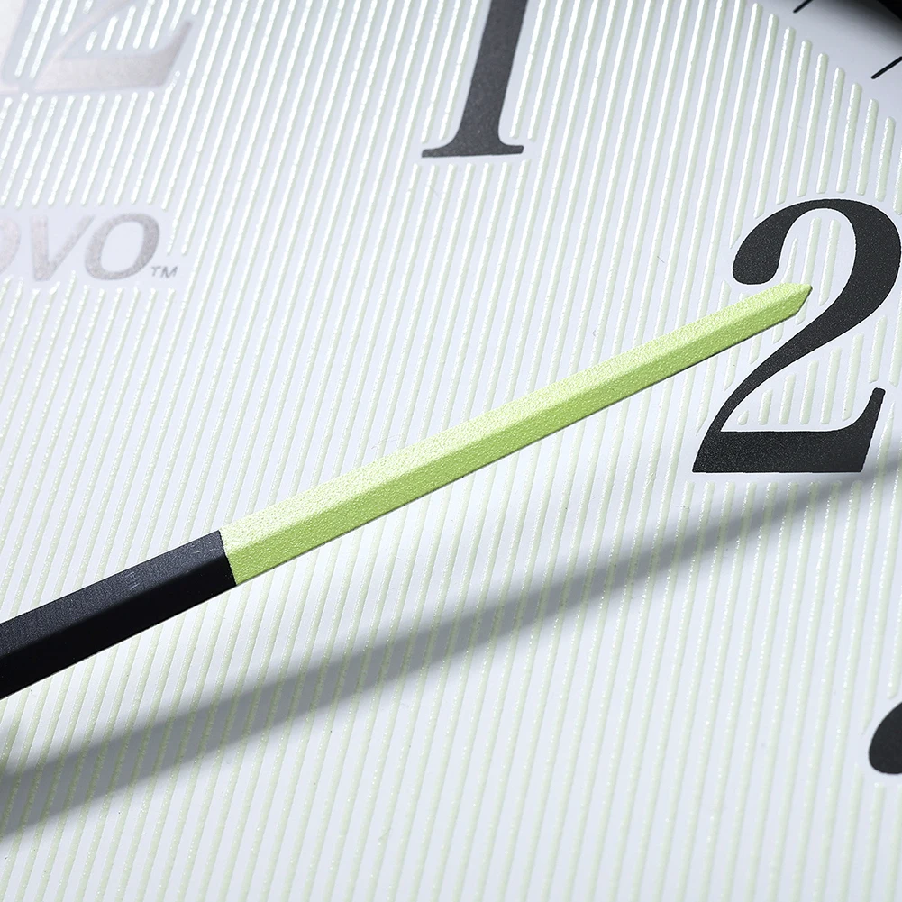 Humidity Monitor LCD Display Clock Indoor Use Night Visibility Powered Modern Clock Operated Clock Humidity Monitor