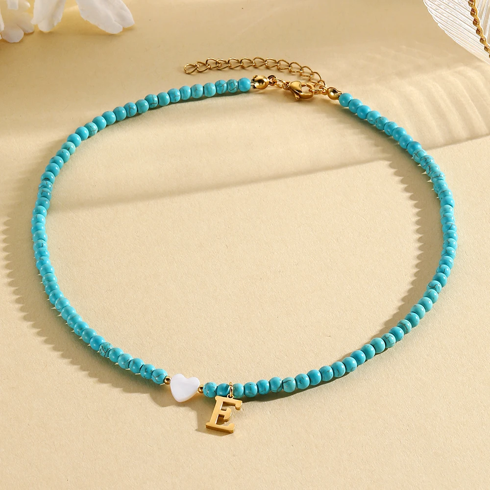 Bohemian style 26 shell letters gentle beaded necklace fashionable temperament collarbone chain accessories 2025 new