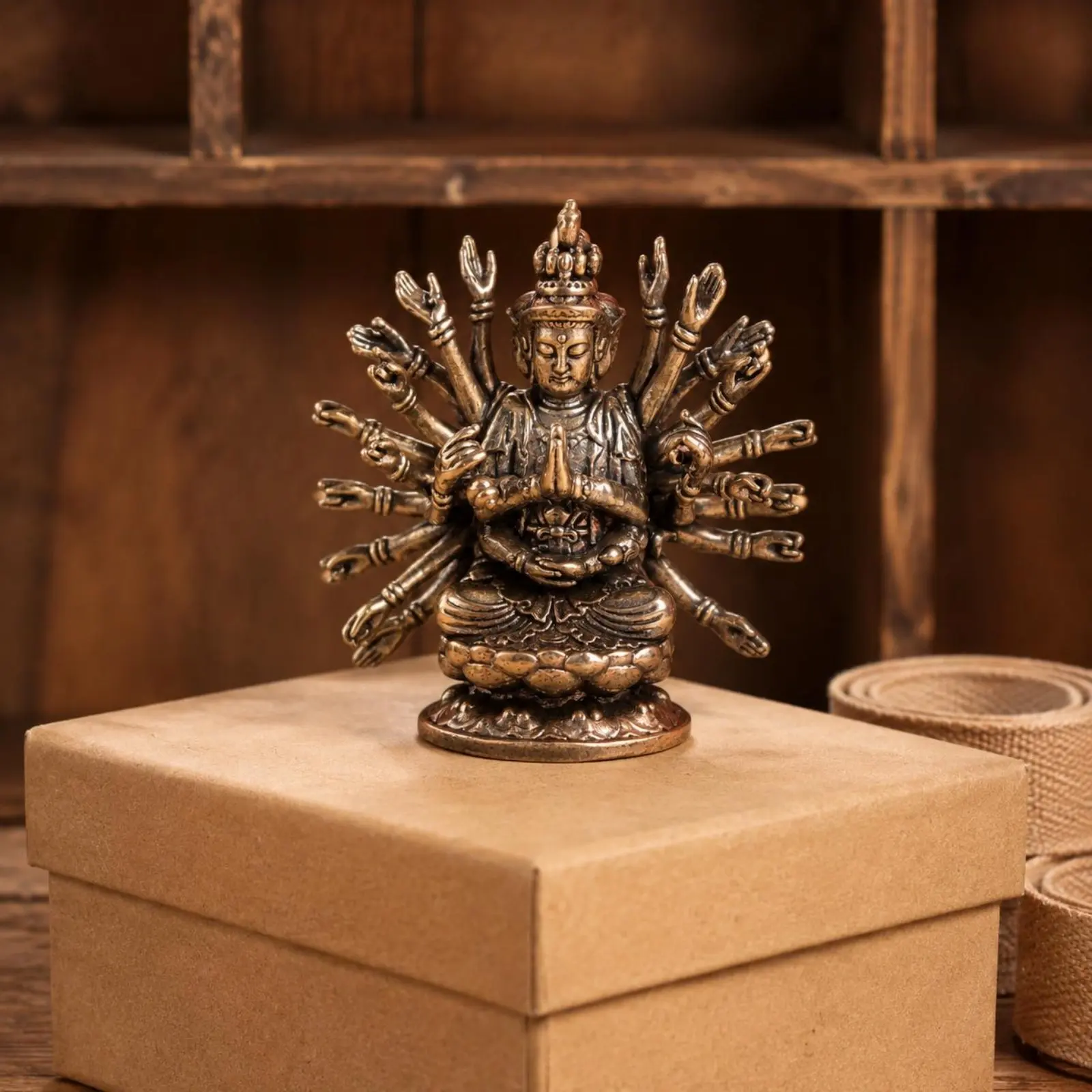 Thousand-Hand Guanyin Sculpture Vintage Design Brass Guanyin Figurine Avalokiteshvara Ornament Antique Finish Kuan Yin Figurine