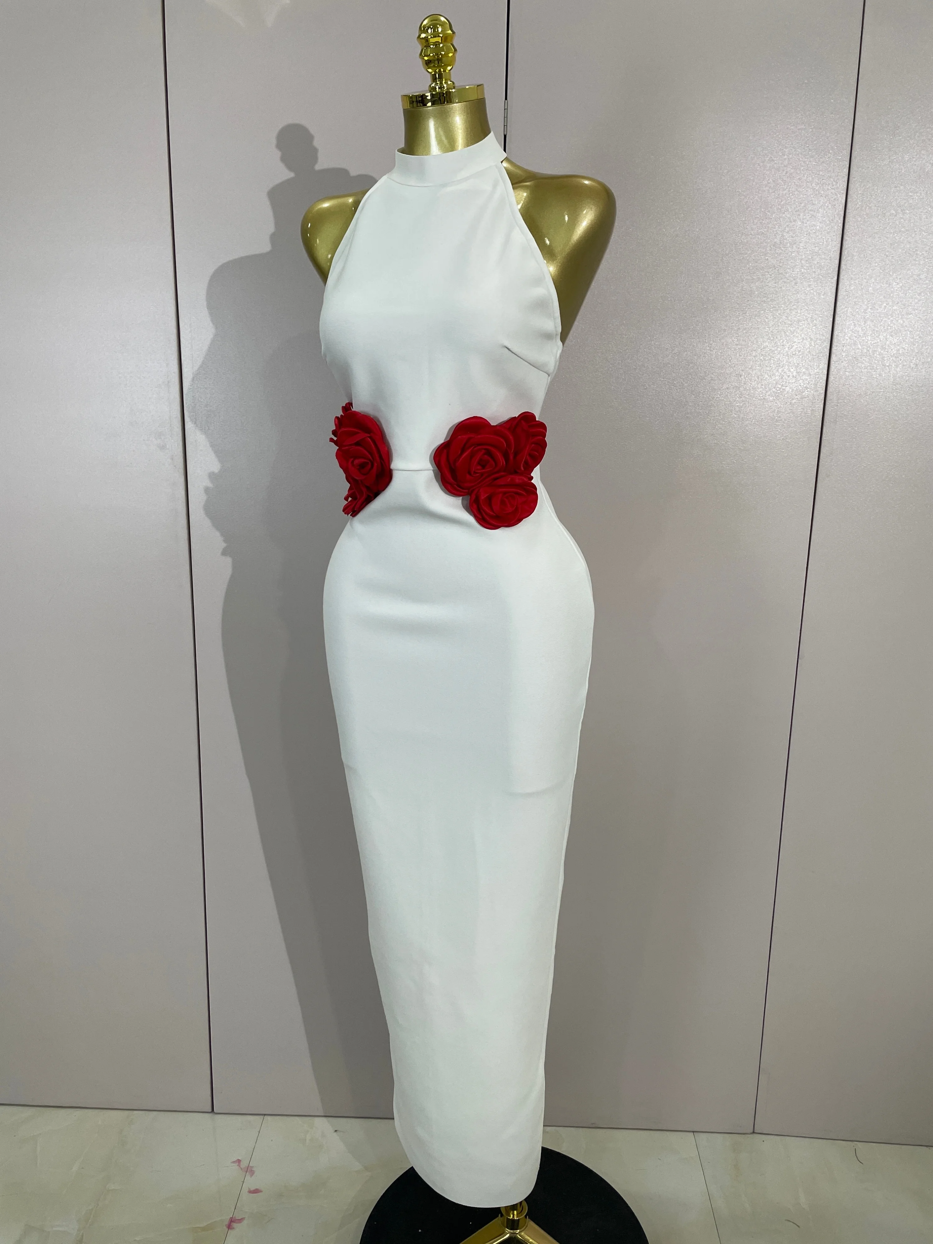 ชุดเดรสยาวรัดรูปสีแดงลายดอกไม้ - Women'S Red Formal Wear บทวิจารณ์และราคา