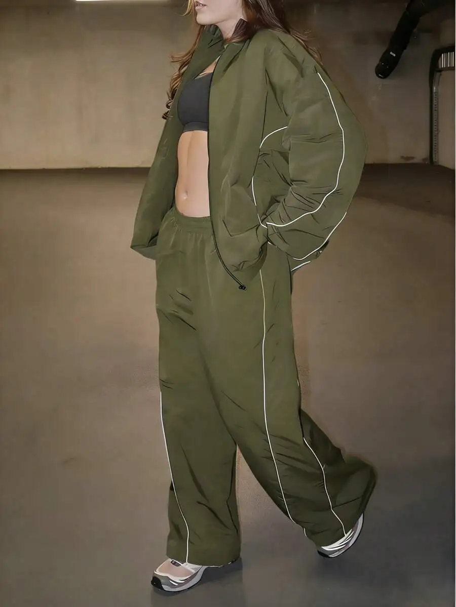 

Womens Olive Green Zip-Up Tracksuit Set Breathable Sportswear For Running Fitness Outdoor