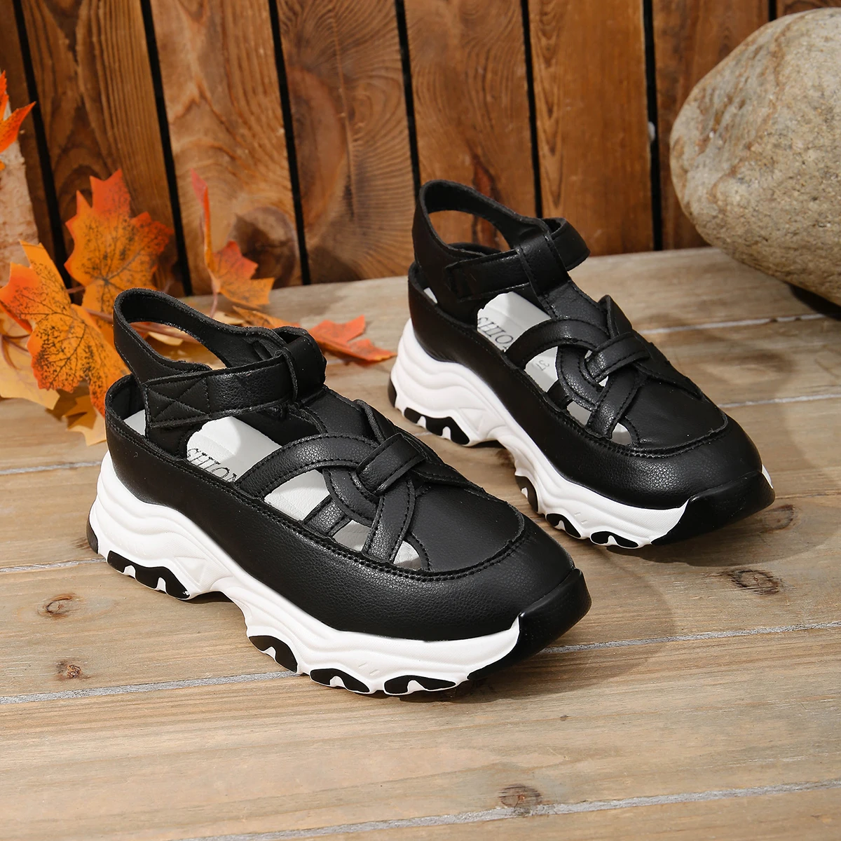 Sandales orthopédiques confortables pour femmes, baskets décontractées à plateforme épaisse, à bout fermé et découpées, chaussures d'été pour la marche