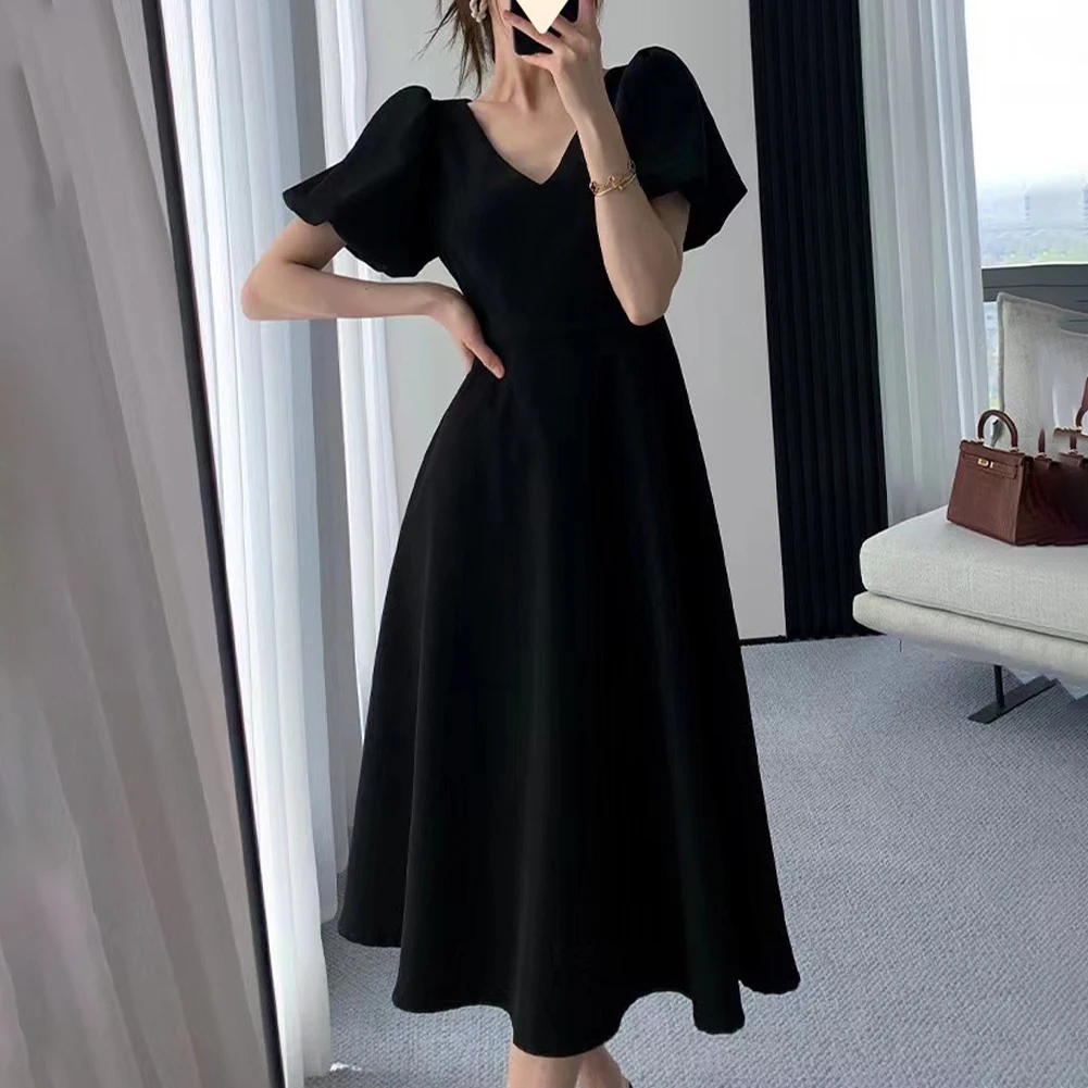 المرأة الفرنسية V الرقبة نفخة الأكمام ضئيلة تناسب تنورة طويلة ، فستان أنيق