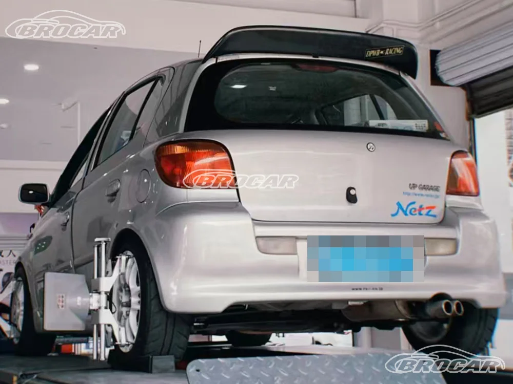 Alerón de Techo o Maletero Estilo SPOON de Alta Calidad en Material FRP Plateado o Azul para Toyota Vitz Echo Yaris 2002-2013