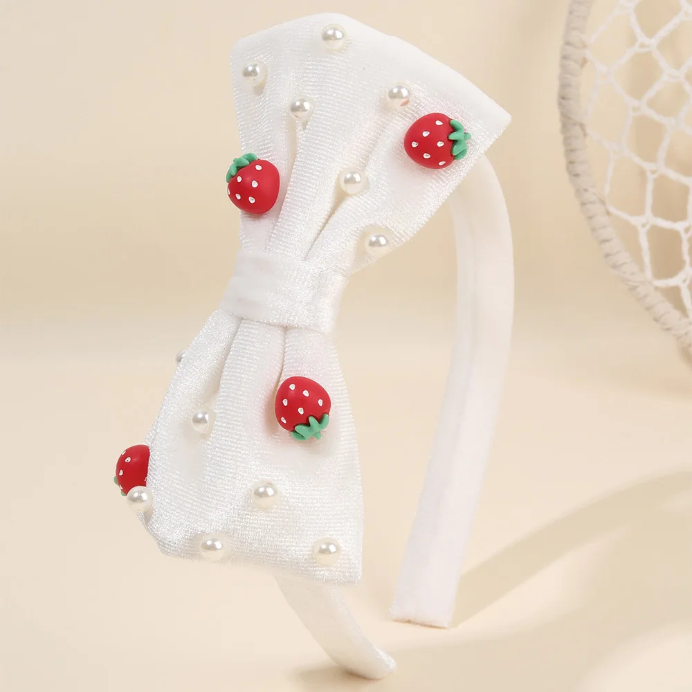 

Милая бархатная повязка на голову с бантом для девочек, милые повязки для волос с клубничным жемчугом, мягкий регулируемый обруч для волос, осенне-зимние аксессуары для волос