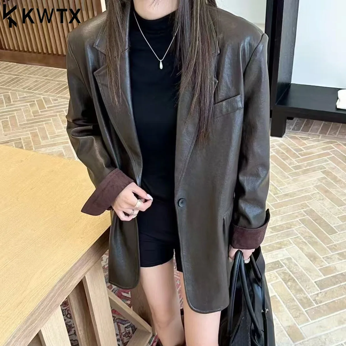 

KWTX Women's Leather Blazer SS25 Solid Color Casual Patchwork Lapel Single Button Slim Fit Light Luxury Comfortable Elegant Chic