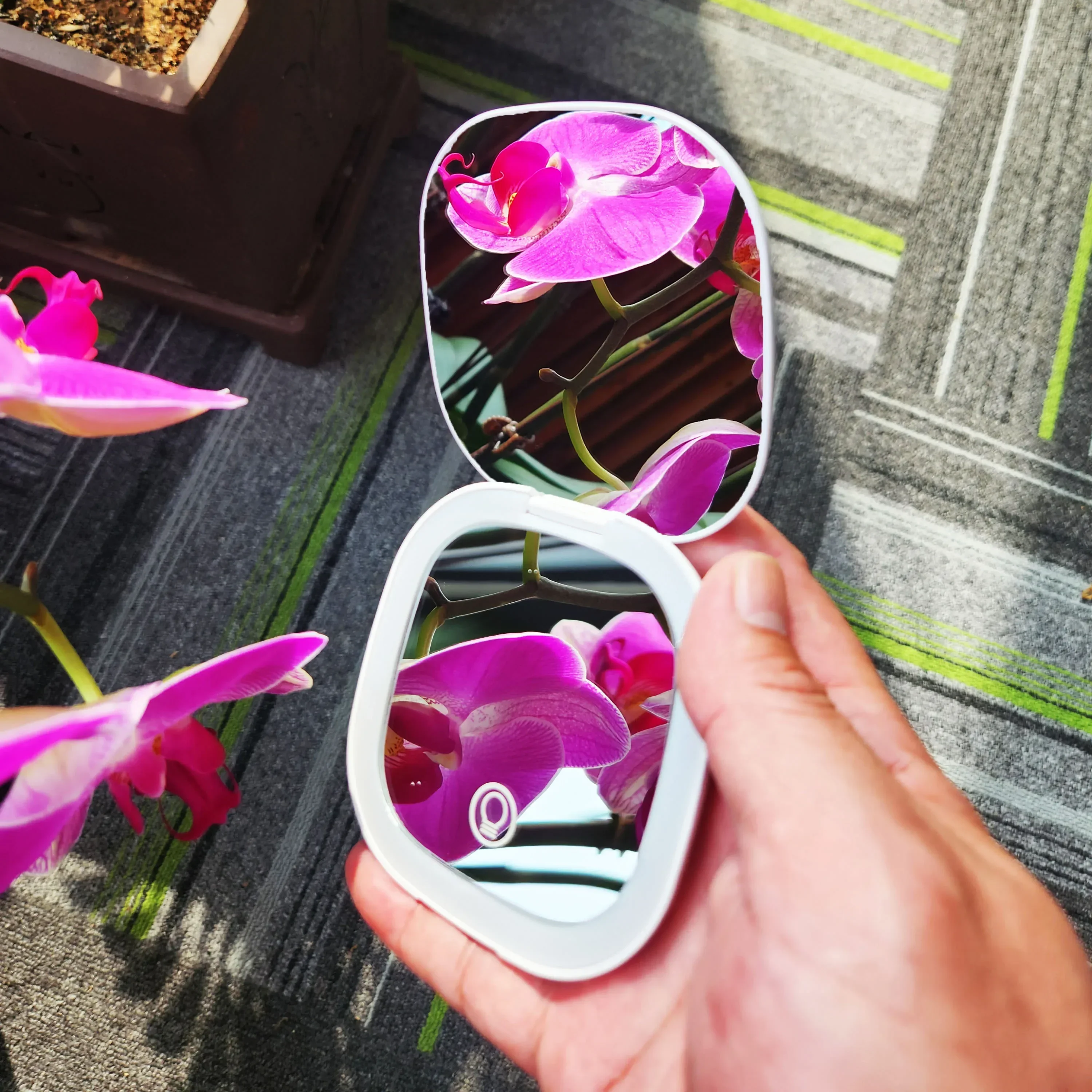 Mini miroir de maquillage Led à main de poche pliable Compact avec lumière Led grossissement 5x/10x Rechargeable et petit