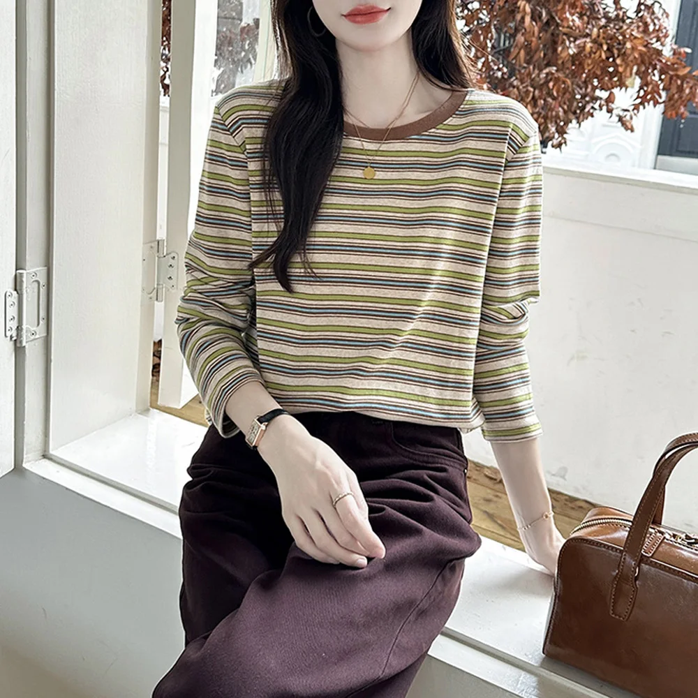 

Green striped long sleeved T-shirt for women's autumn new high-end cotton fashion plus size color blocked loose round neck top