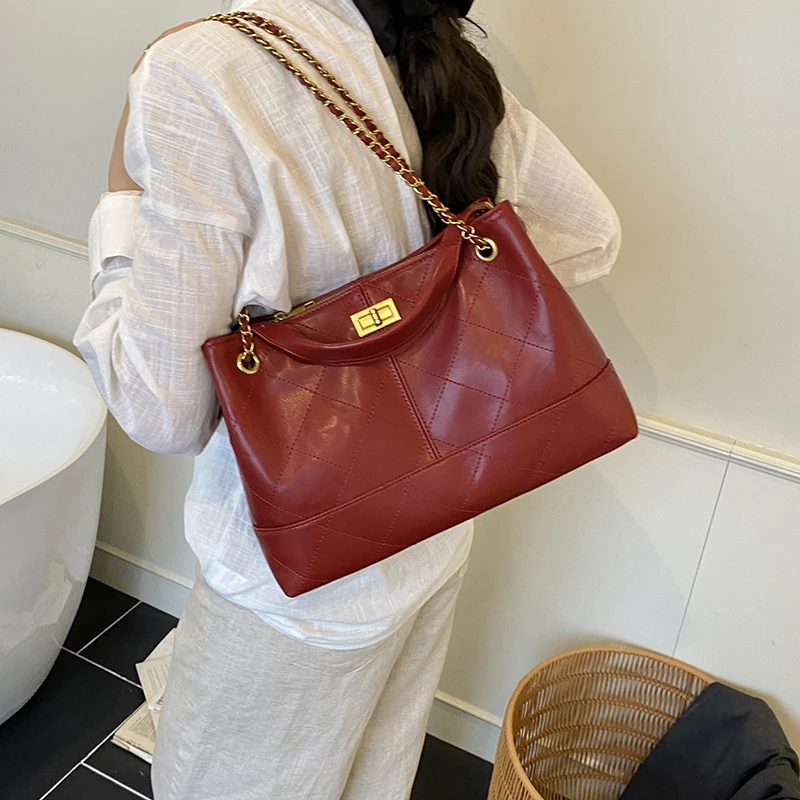 클래식 디자인 여성 체인 스트랩 숄더백, 고품질 여성 핸드백, 우아하고 독특한 스타일의 크로스바디 백