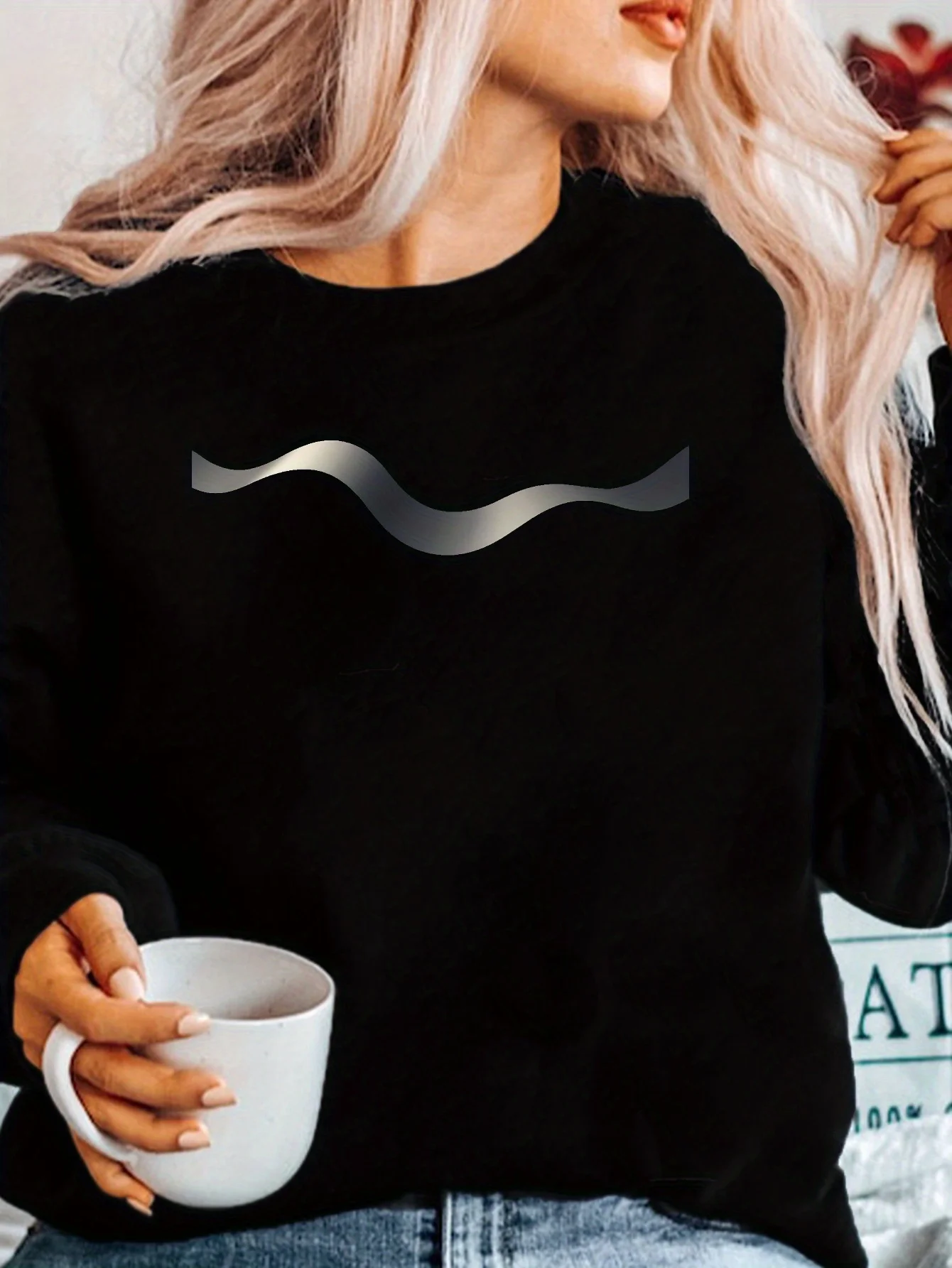 Women's Plus Size Sweatshirt - Non-Stretchy Fabric Long Sleeve Pullover with Metallic Silver Wavy Line Graphic,round Neck Casual