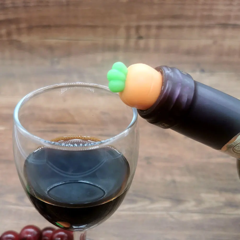 

2Pcs Carrot Silicone Bottle Stoppers Reusable Airtight Seal Bottle Plugs Suitable for Whisky Sparkling Bottles