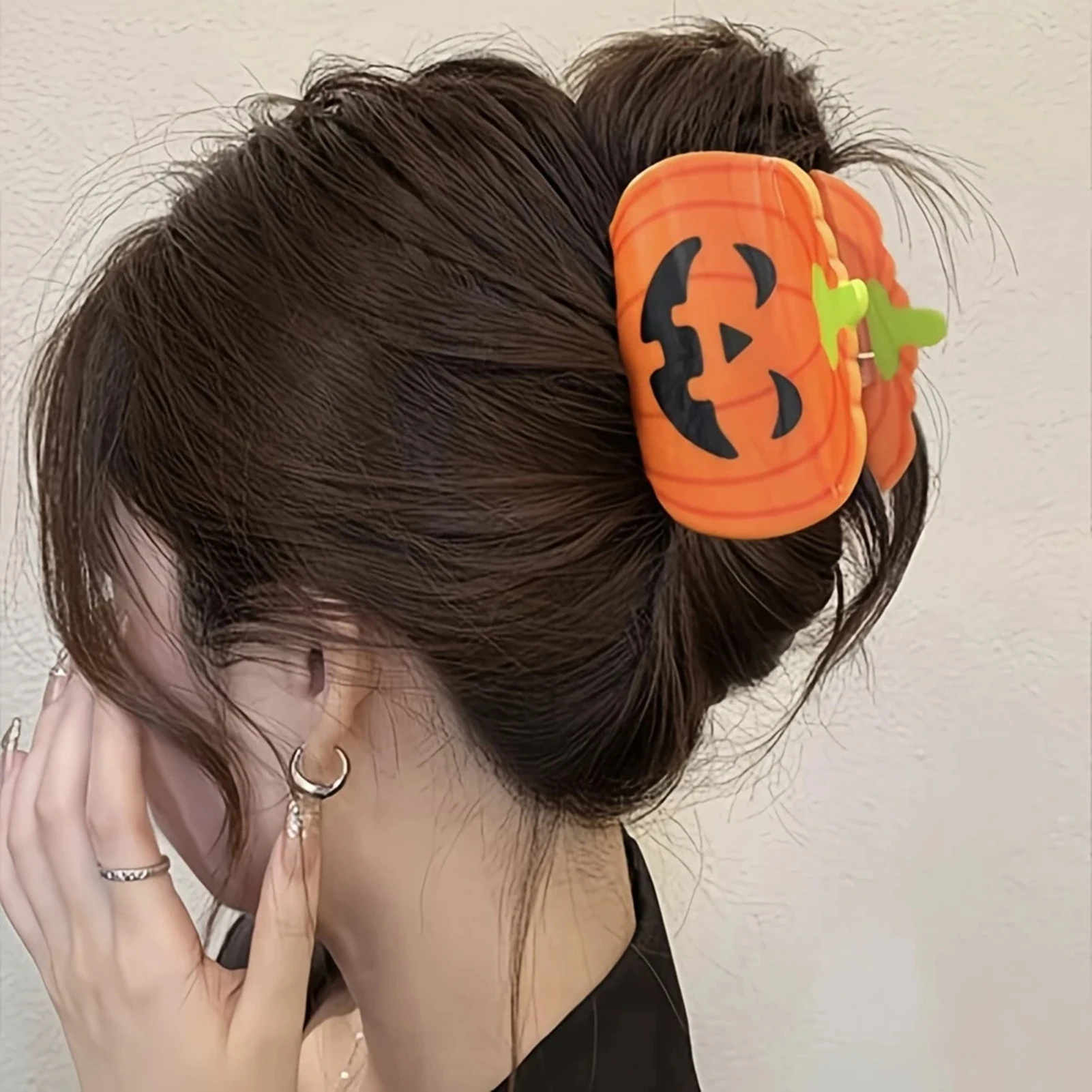Niedliche Kürbishai-Haarspange, Halloween-Party, Haarschmuck, Pferdeschwanz-Halter für Frauen und Mädchen, Haarklammer