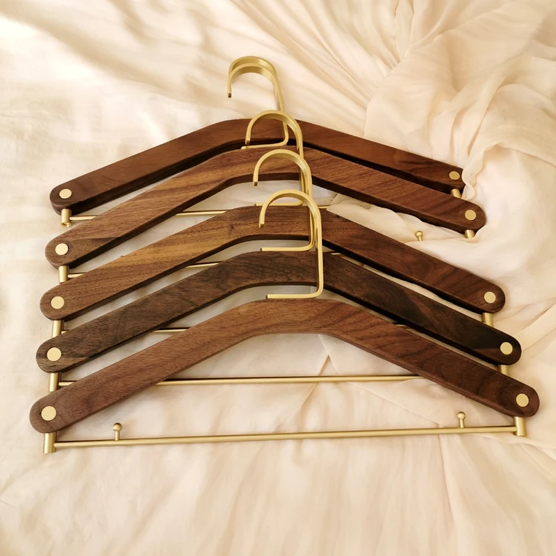 Black Walnut Hangers Brass Hooks Eco Natural Wood Coat Hangers Trousers Hanger Clothing Store Display Hooks Wardrobe Organizer