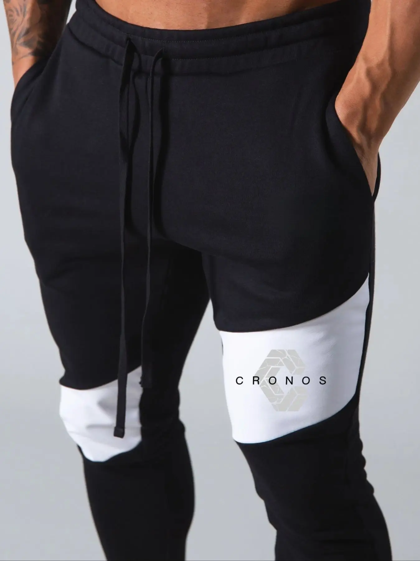 

CRONOS GYM Print Pants Men Casual Sports Pants Running Workout Jogging Sportswear Men Patchwork Joggers Sweatpants Long Pants