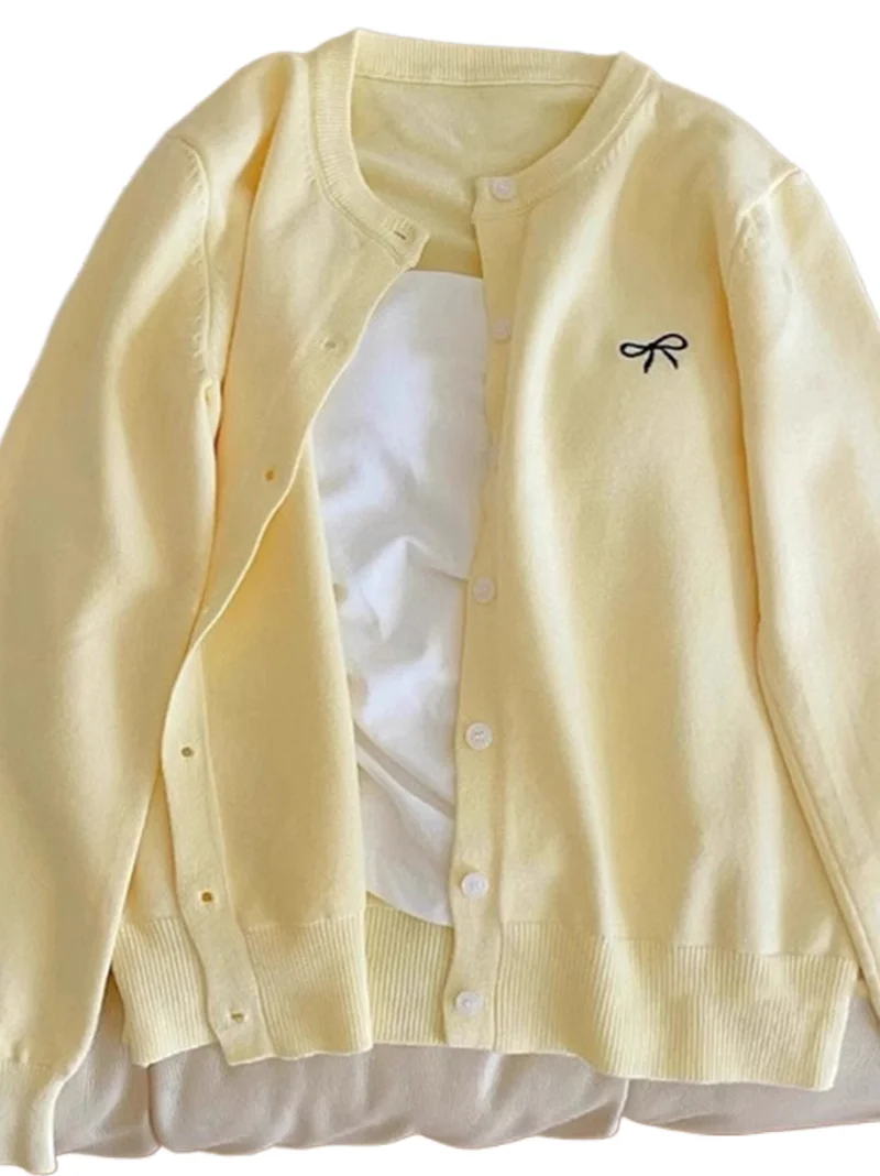 

Simple Bow Embroidered Sweater Women O-neck Long Sleeved Knitted Cardigan Spring Autumn Long Sleeved Single Breasted