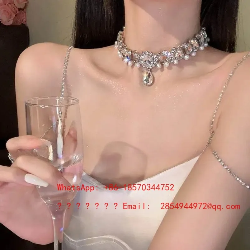 2026     Pearl Diamond Water Drop Flower Necklace Exaggerated French Light Luxury Collarbone Chain