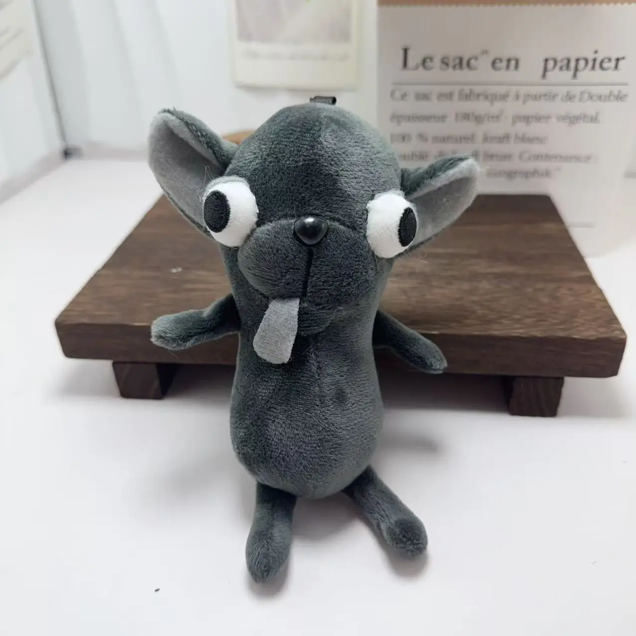 Grappige Chihuahua knuffel sleutelhanger puppy huisdier gevulde Chihuahua pop raar schattig realistisch pluche Chihuahua partij verjaardagscadeau