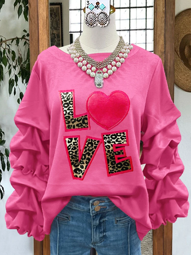 

Classic Valentine's Day Contrast Sweatshirt Leopard Love Print Top