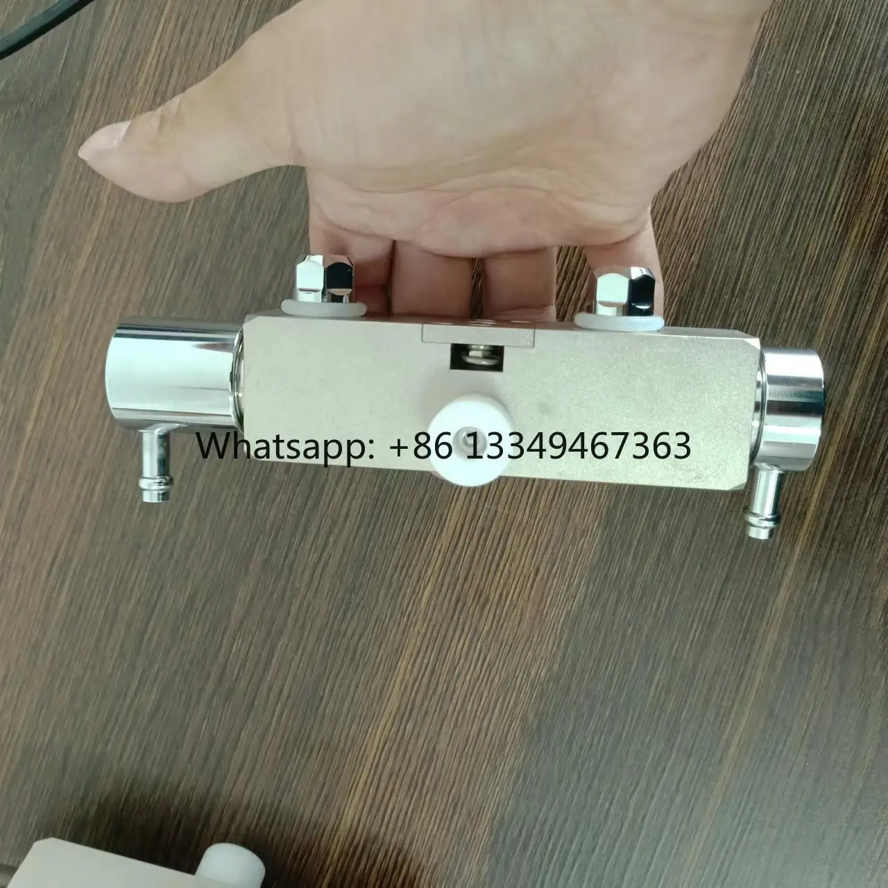 

Backbar for Isoflurane Vaporizer Seletetac Backbar Sevoflurane Vaporizer Mounting Block for Vet