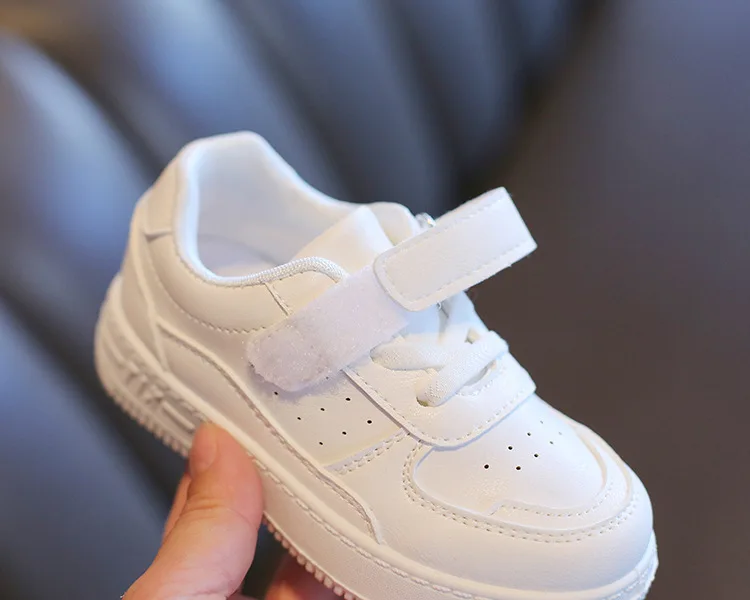 2026 Herbst Kinder-Sneaker Jungen Freizeitschuhe Leder Flache Schüler-Gehschuhe Rutschfeste Mädchen Leichte Sportschuhe – Detail 22