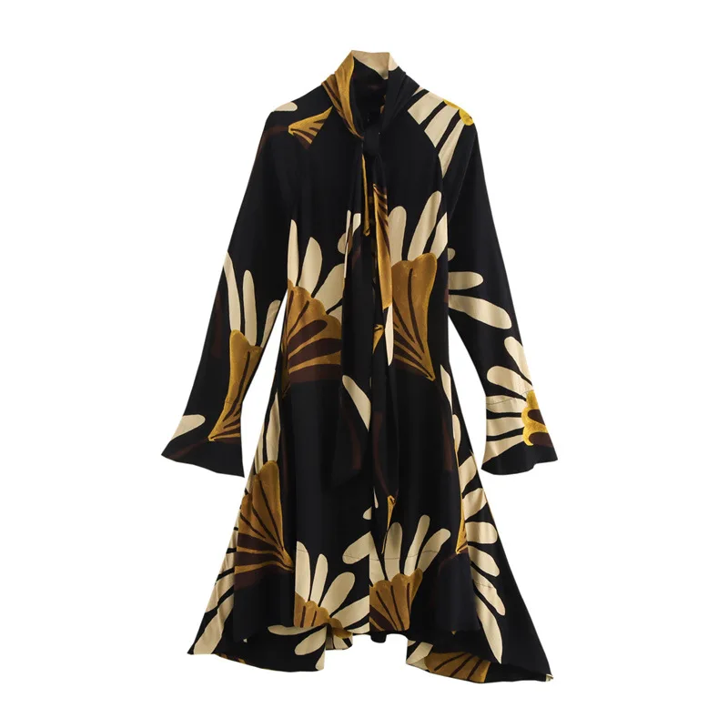 Nuovo abito asimmetrico con stampa a collo alto e temperamento alla moda europea e americana da donna